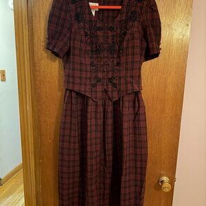 Vintage Burgundy Plaid Midi Dress with Embroidered Bodice